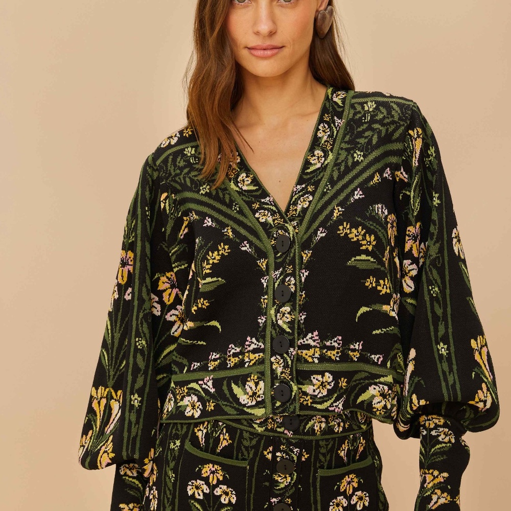 Black Flowers Arch Knit Cardigan